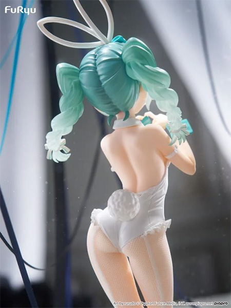 FuRyu Hatsune Miku Bicute Bunnies Hatsune Miku Rurudo White Color Figure